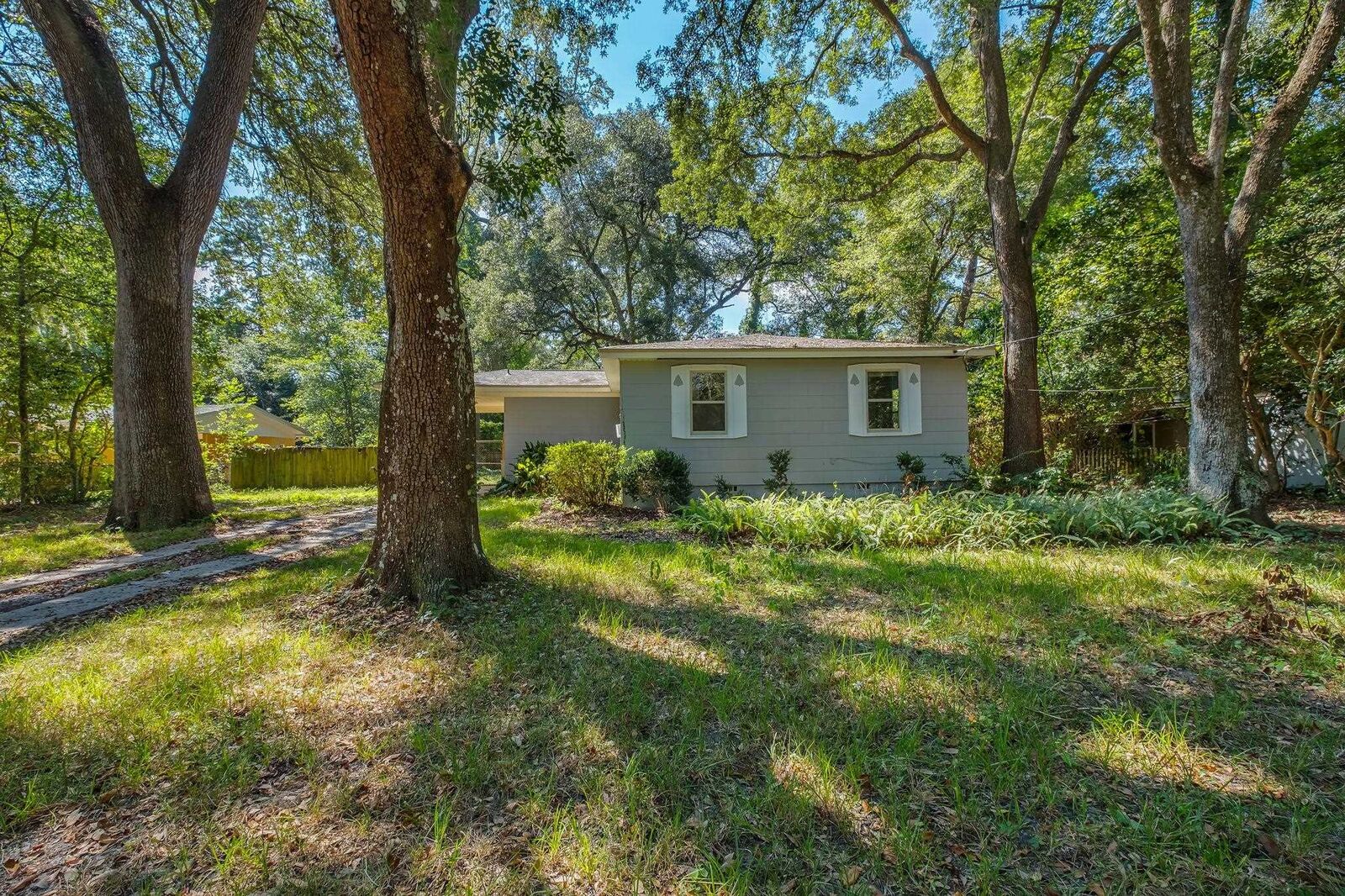 Property Photo:  217 Sinclair  FL 32312 