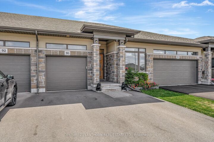 Property Photo:  90 Covington Crescent  ON K8N 0L1