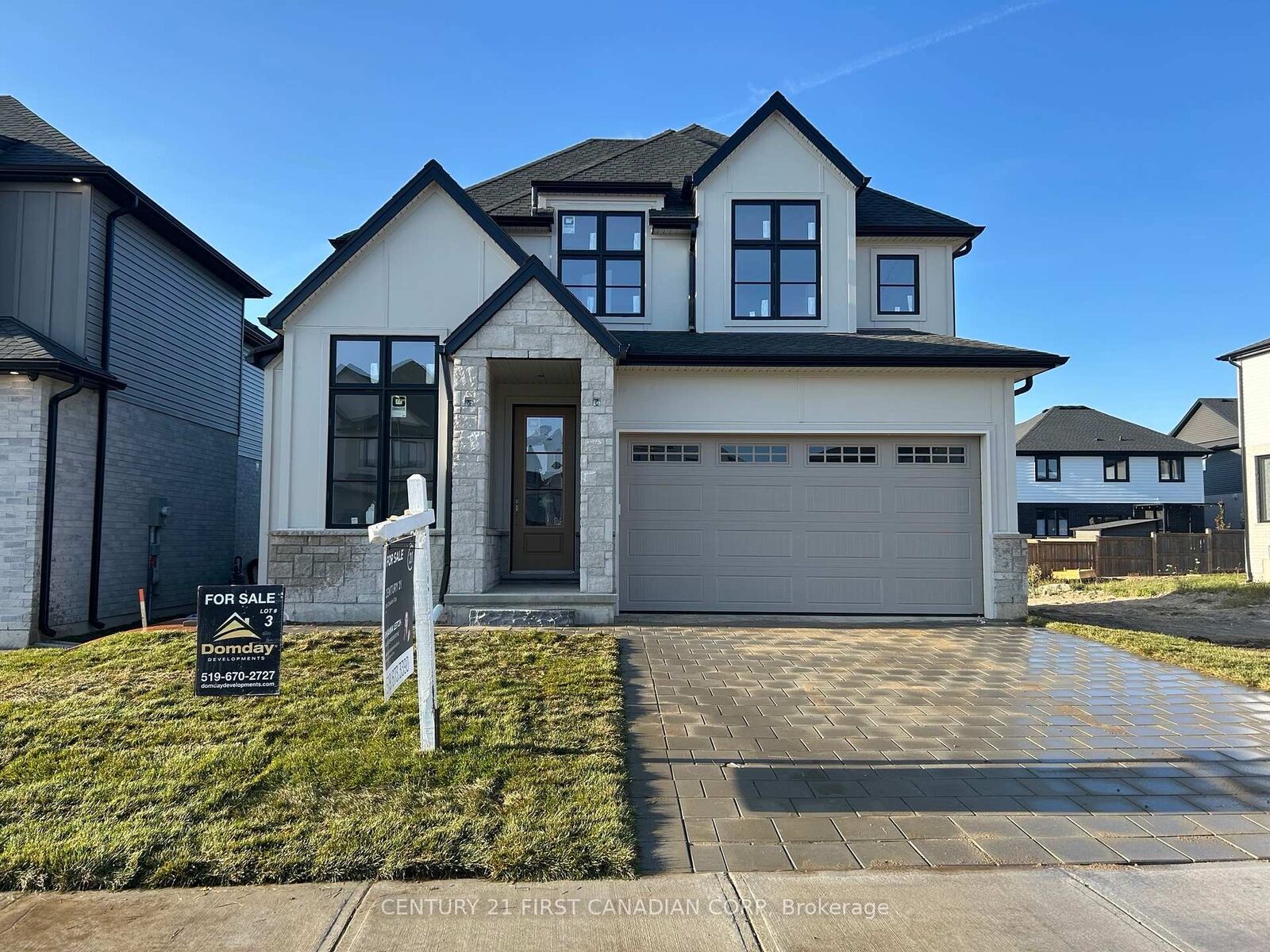 Property Photo: 1918 Fountain Grass Drive ON N6K 4P9