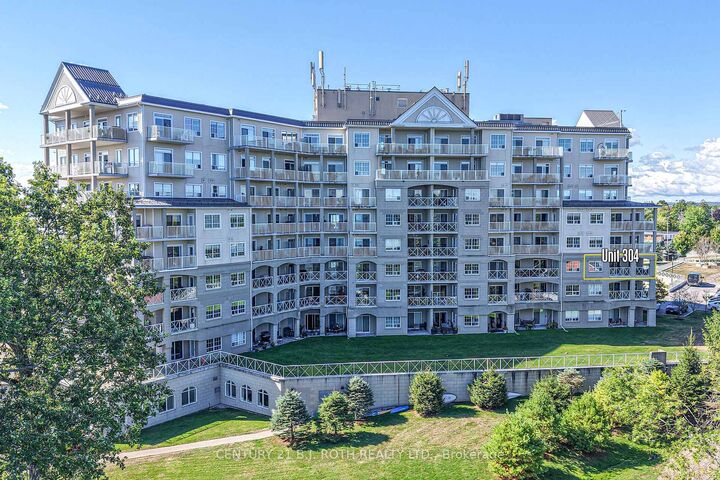 Photo de la propriété:  354 Atherley Road 304  ON L3V 0B8 
