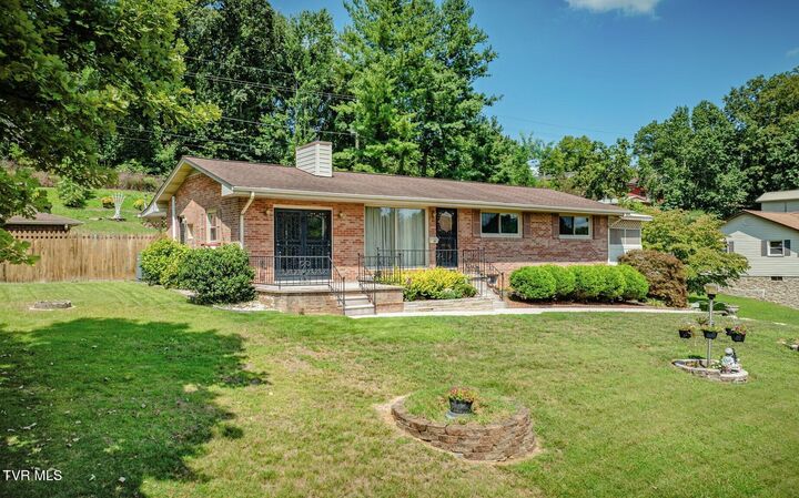 Property Photo: 2128 Gary Street TN 37660