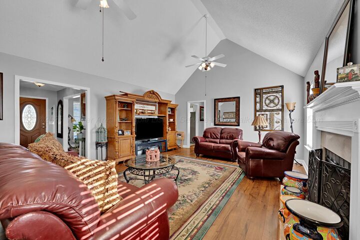 Property Photo: 144 Co Rd 1279 AL 35179