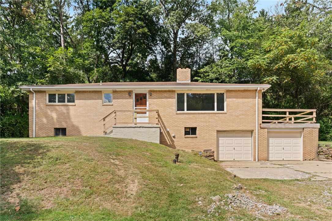 Property Photo: 2365 West Hardies Rd PA 15044