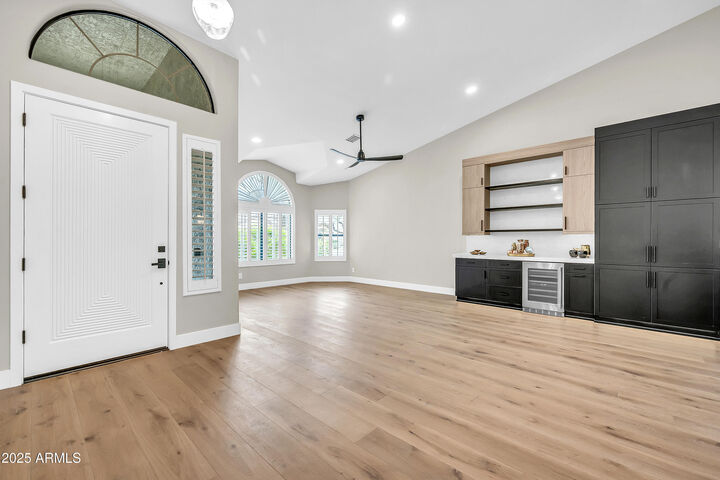 Property Photo: 6421 E Winchcomb Drive AZ 85254