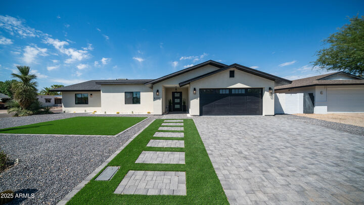 8302 E Lincoln Drive  Scottsdale AZ 85250 photo
