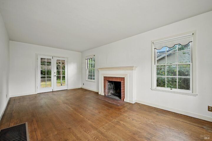 Property Photo:  1063 Clark Street  CA 95404 