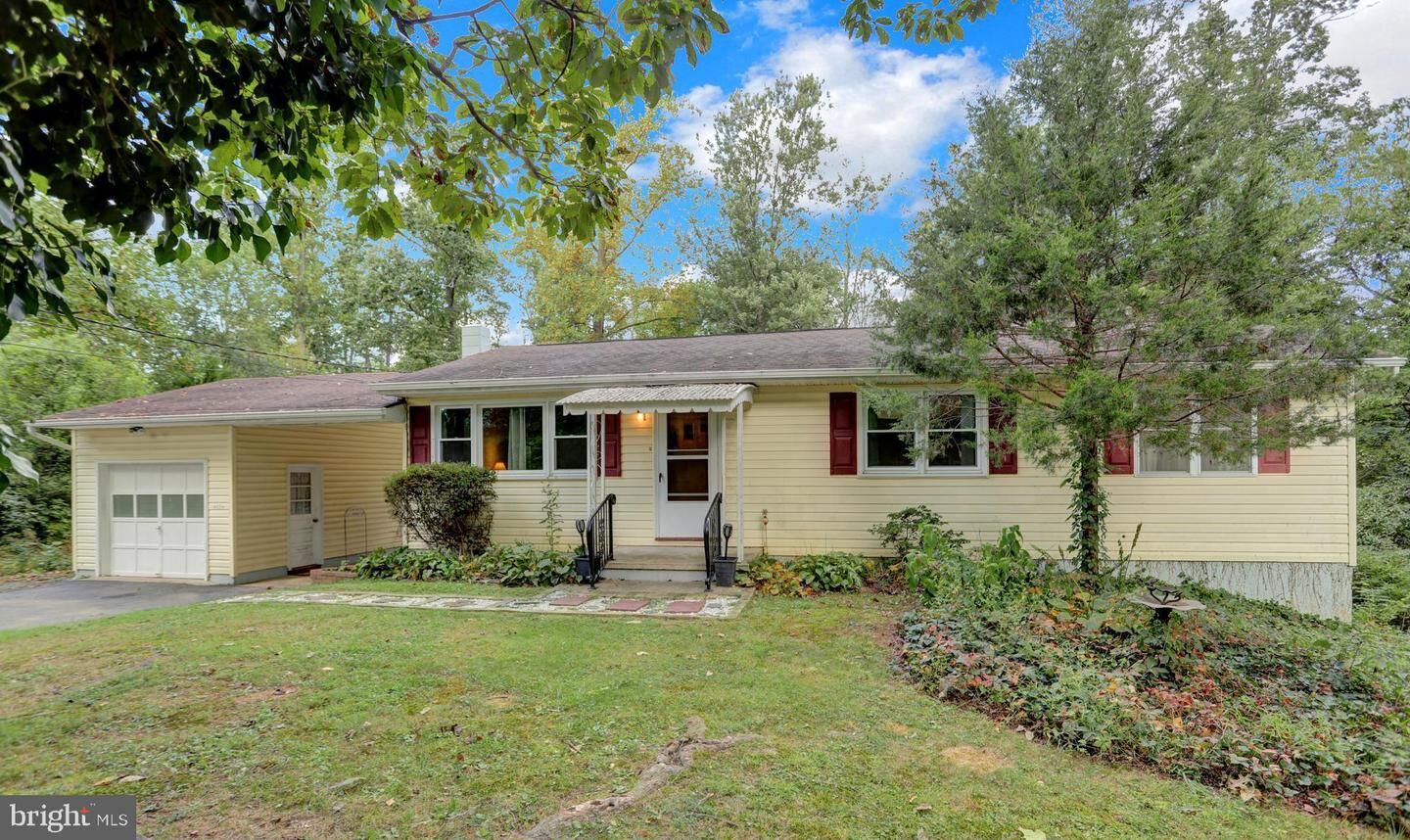 Property Photo:  4138 Oak Drive  MD 21078 