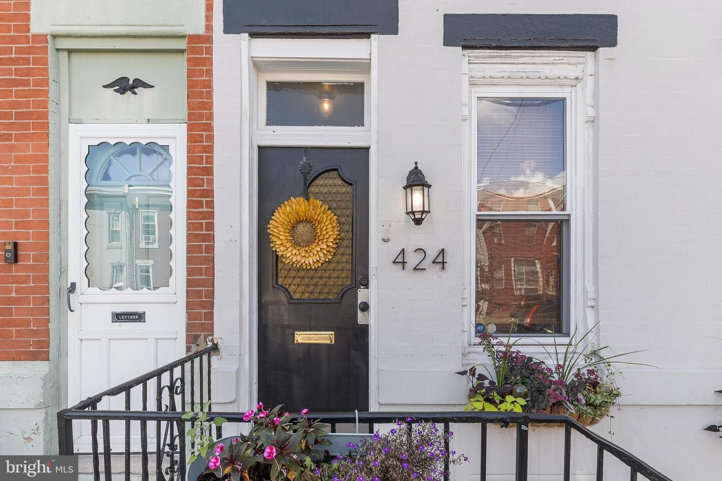 Property Photo:  424 Jackson Street  PA 19148 
