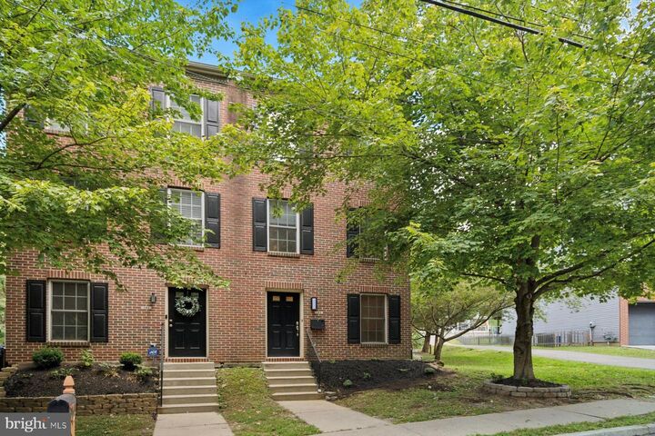 284 Parker Avenue  Philadelphia PA 19128 photo
