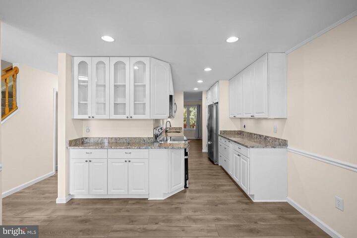 Property Photo:  8493 Snowden Oaks Place  MD 20708 