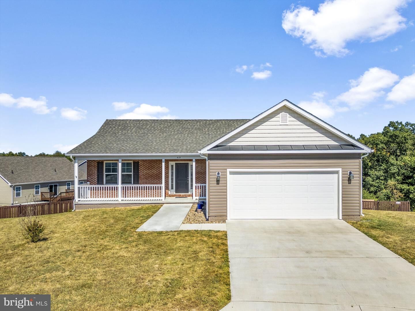 Property Photo: 419 Heritage Hills Drive WV 25405
