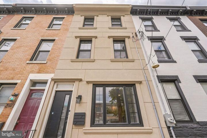 Property Photo:  2020 E Cumberland Street  PA 19125 