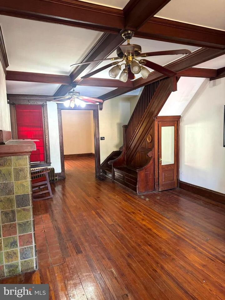 Property Photo: 1037 N Front Street PA 19601