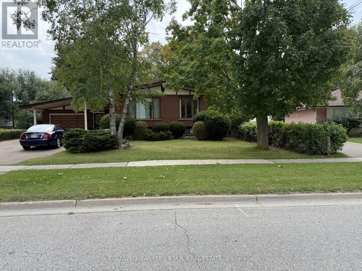 Property Photo:  7 Vipond Road  ON L1M 1B3 