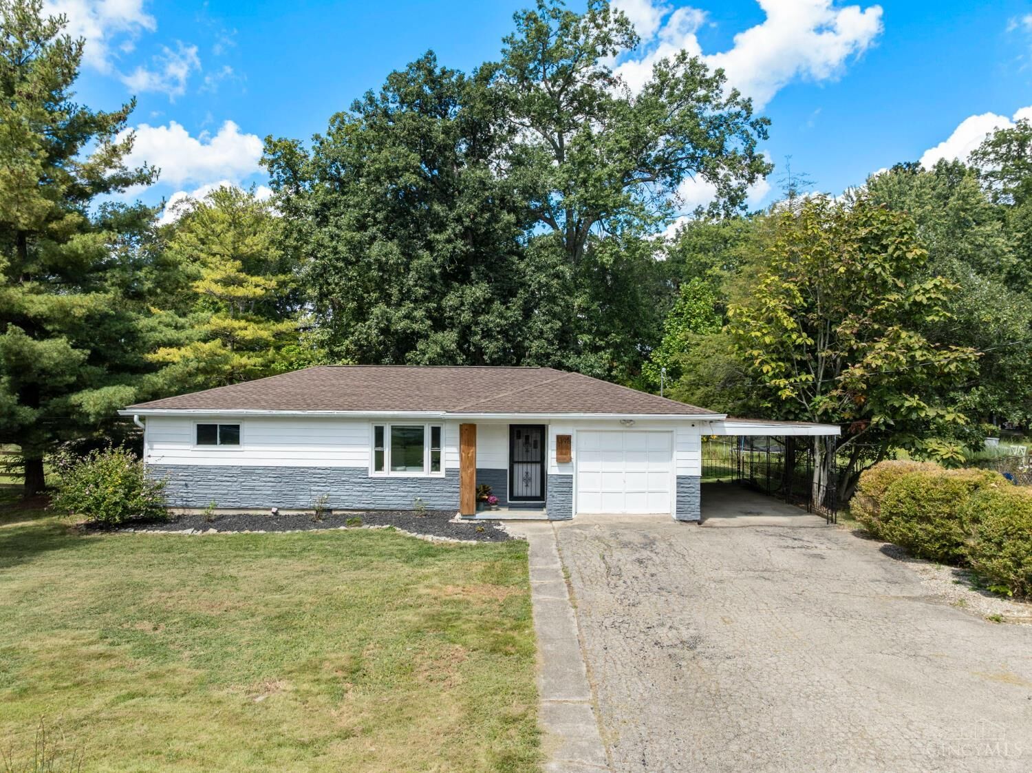 Property Photo: 1398 Fay Road OH 45140