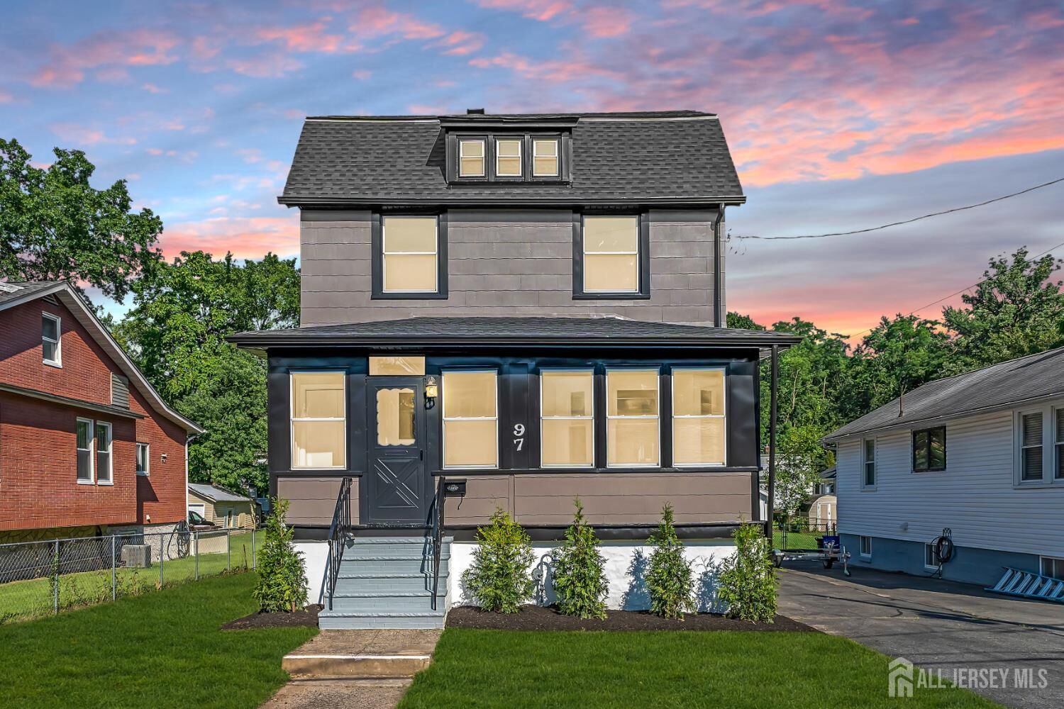 Property Photo:  97 Battle Hill Avenue  NJ 07081 