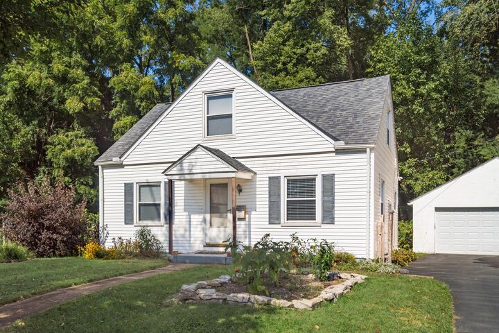 Property Photo:  1832 Arborfield Place  OH 43219 