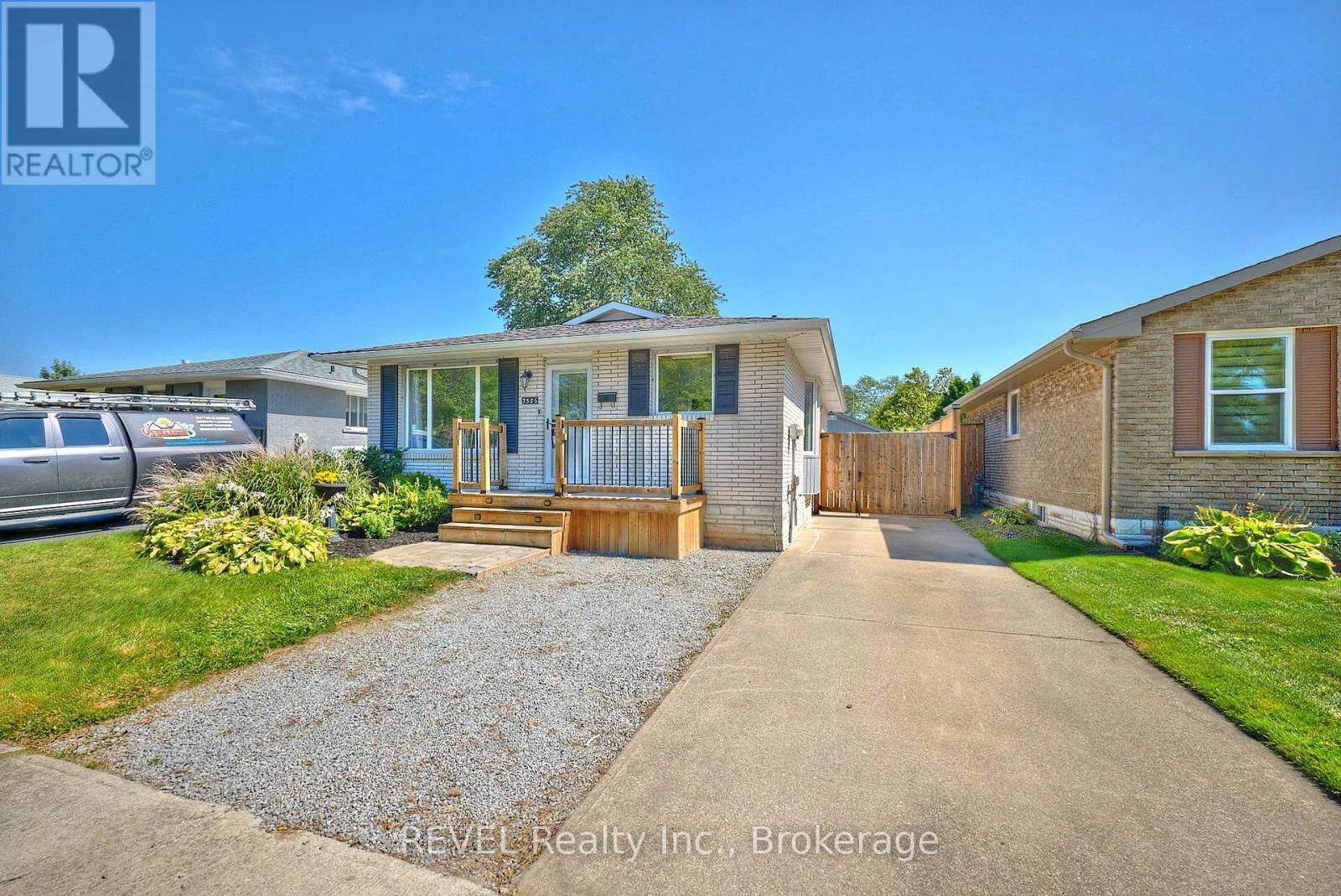 Property Photo:  7386 Sunhaven Drive  ON L2G 7E2 