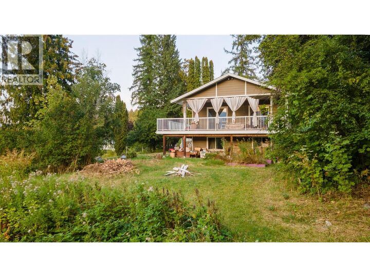 Property Photo: 1121 Shuswap Street Southwest BC V1E 1J3