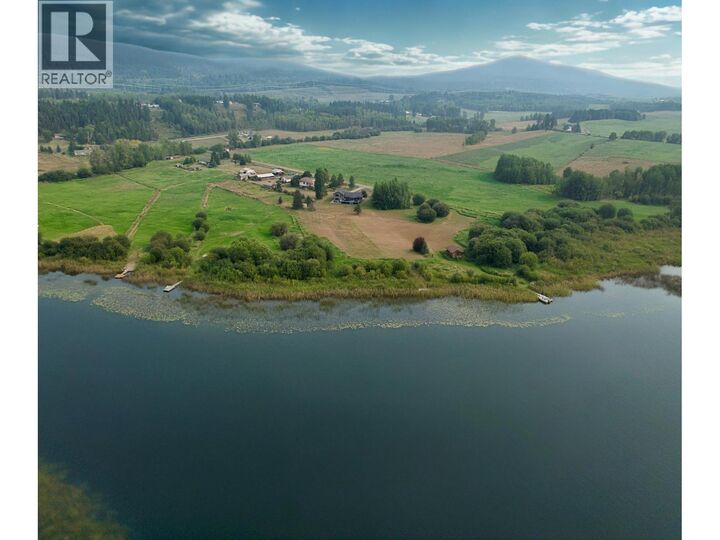 Photo de la propriété: 3483 Estate Road BC V2J 6G3