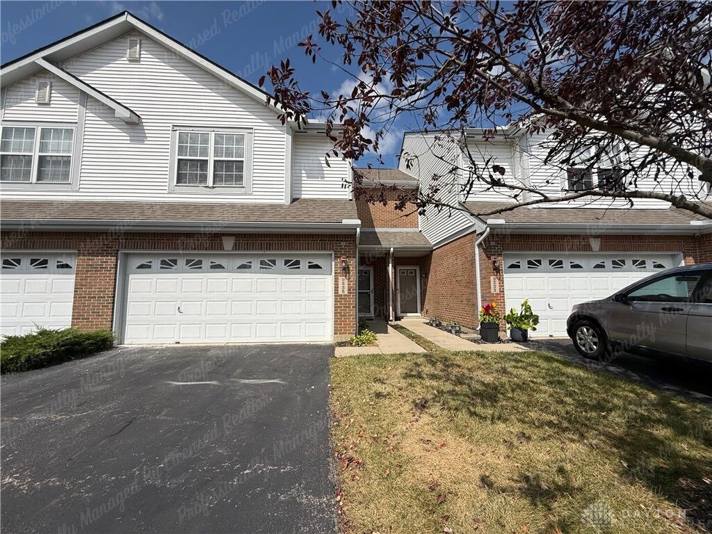 Property Photo:  9235 Great Lakes Circle  OH 45458 