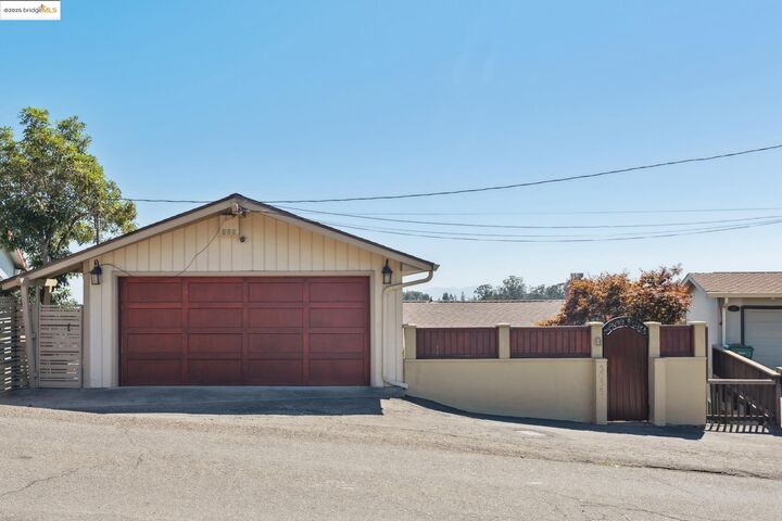 Property Photo:  5958 Colton Blvd.  CA 94611 