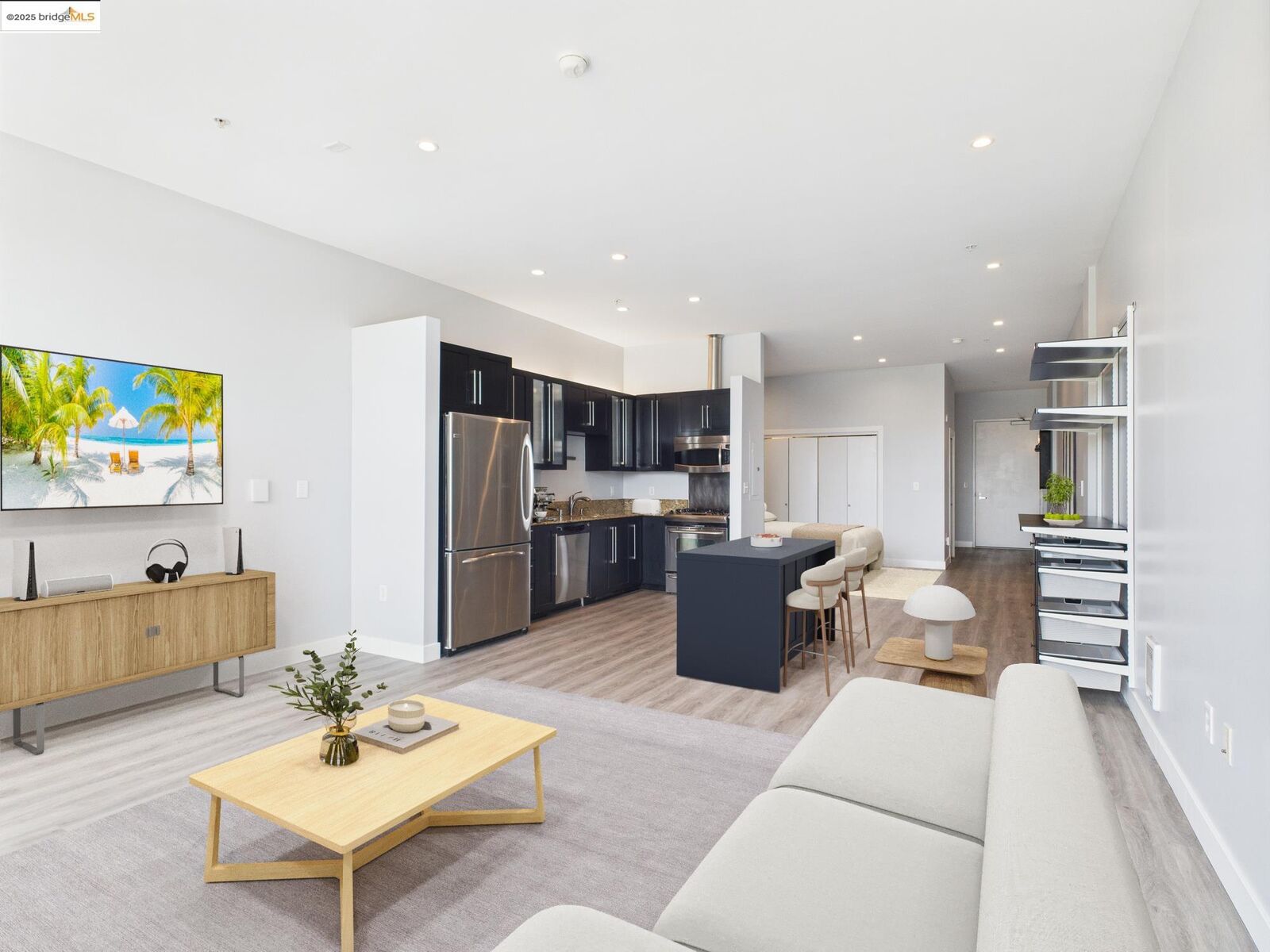 Property Photo: 1001 46th St 220 CA 94608