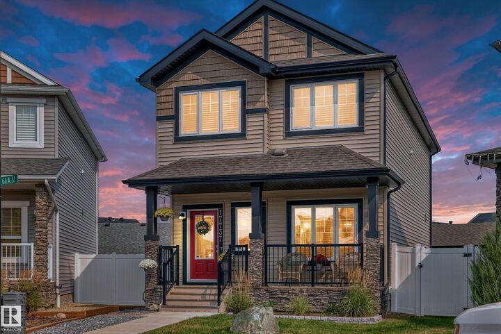 17737 64A Street NW  Edmonton AB T5Y 3X4 photo