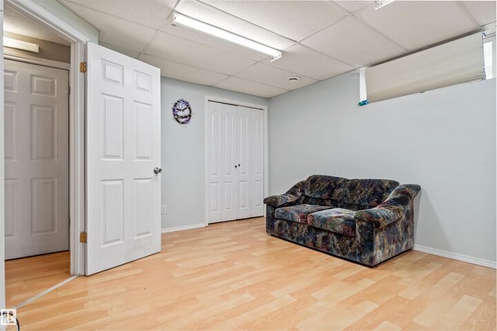 3603 23 St NW  Edmonton AB T6T 1W2 photo
