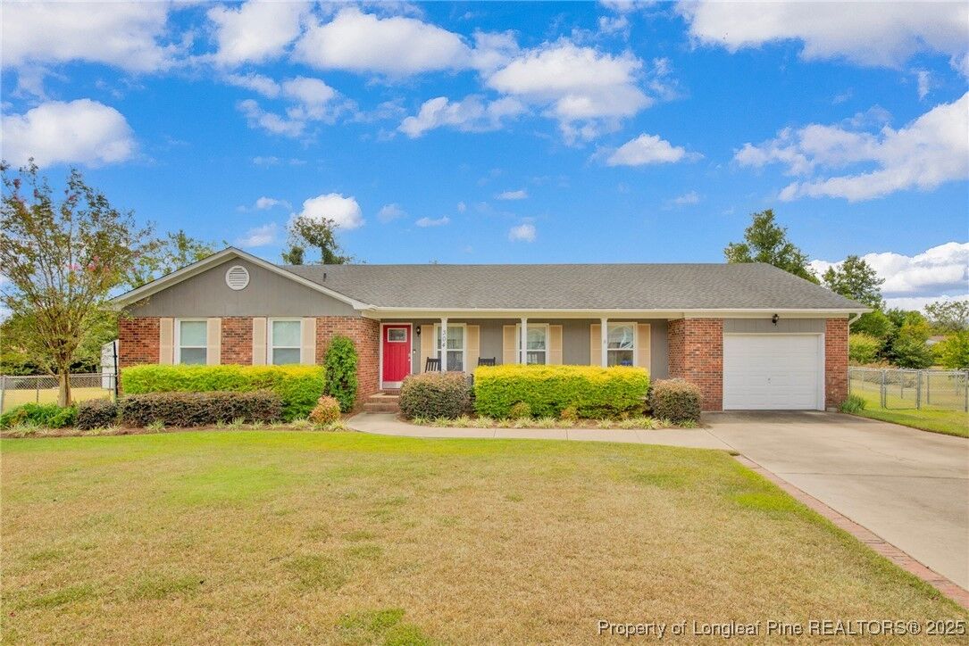 Property Photo:  304 Rail Fence Court  NC 28314 