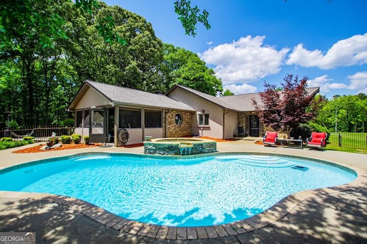 Property Photo:  1050 Denton Road  GA 30134 