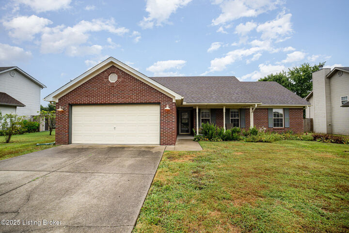 Property Photo:  2406 Kingsfield St  IN 47130