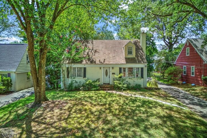 Property Photo:  341 W End Ave  NJ 07063 