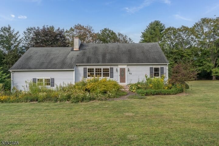 49 Blossom Hill Rd  Clinton Twp. NJ 08833 photo