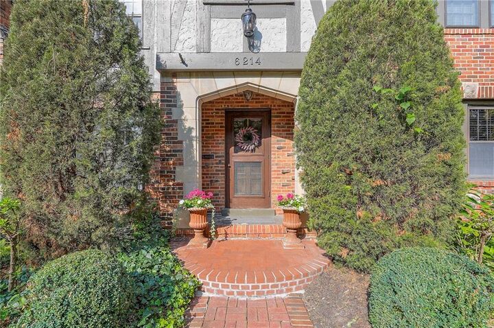 Property Photo:  6214 High Drive  KS 66208 