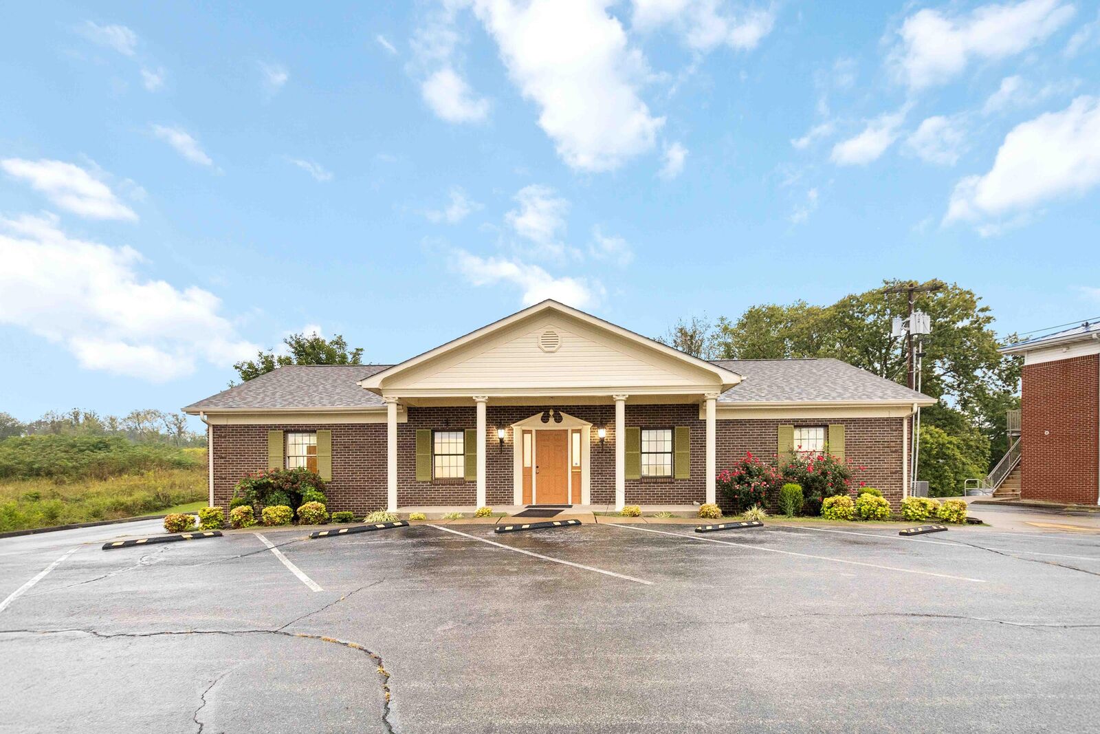 Property Photo:  602 Clifty Street  KY 42503 