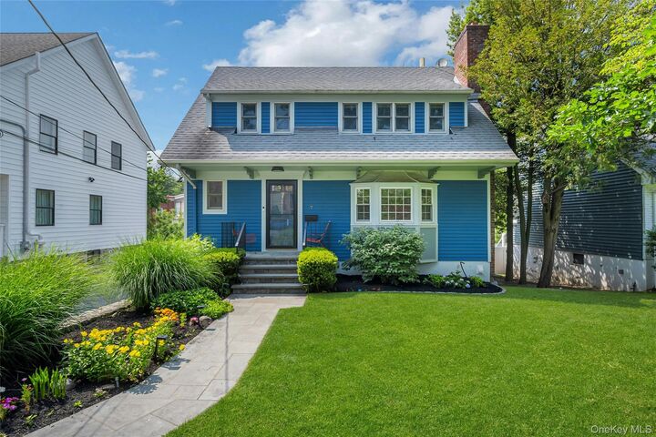 Property Photo:  7 Senate Place  NY 10538 