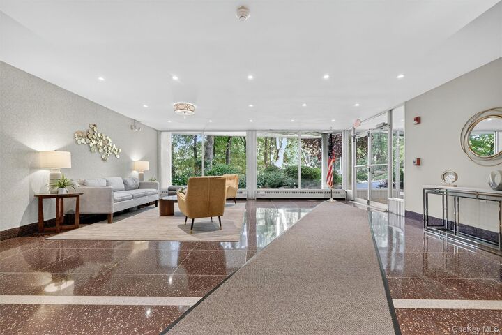 Property Photo:  222 Martling Avenue 3K  NY 10591 