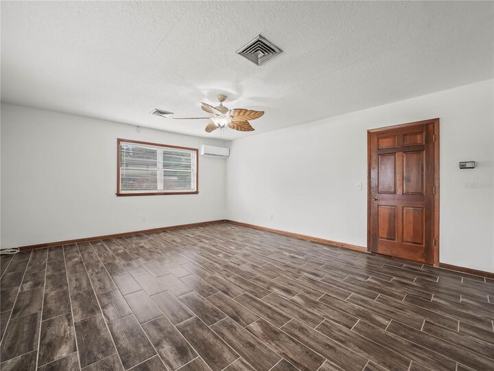 Property Photo:  685 Avenue N SE  FL 33880 