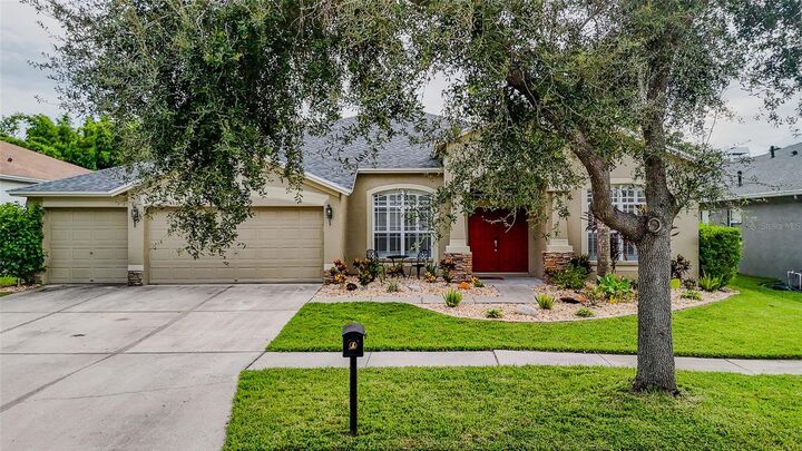 Property Photo: 16211 Bridgepark Drive FL 33547