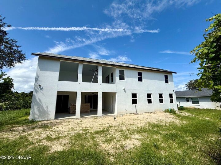 Property Photo: 9 Sweetbay Drive FL 32137