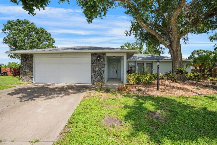 2044 Country Meadows Lane  Sarasota FL 34235 photo