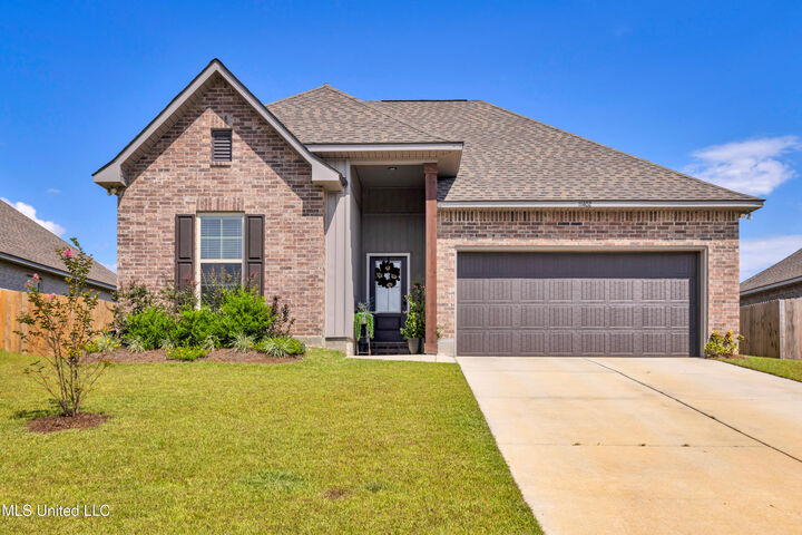11402 Crystal Lake Drive  Gulfport MS 39503 photo