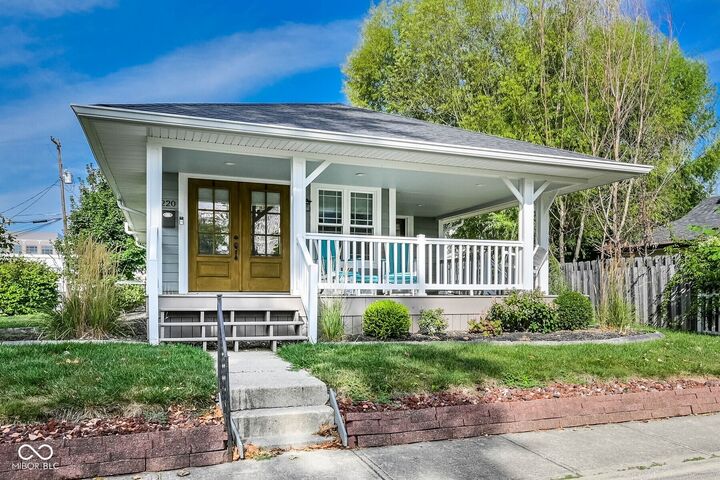 Property Photo: 220 1st Avenue SE IN 46032