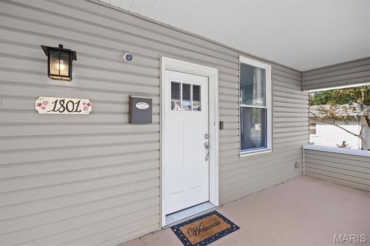 Property Photo: 1801 E C Street IL 62221