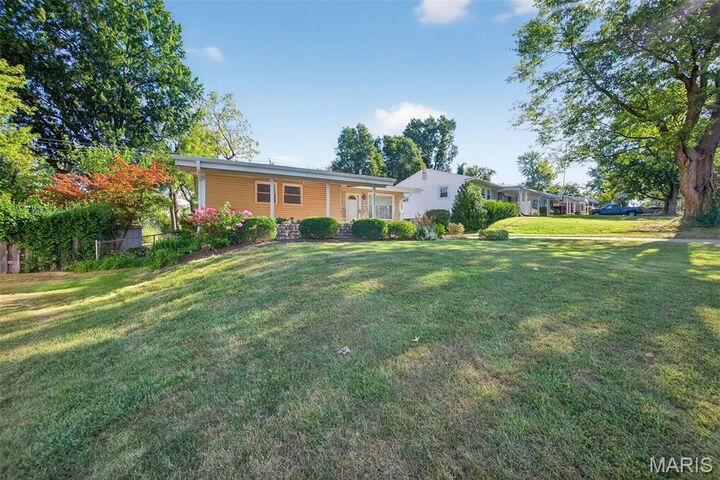 Property Photo: 9627 Corregidor Drive MO 63134