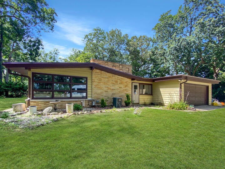 4016 83rd Pl  Pleasant Prairie WI 53142 photo