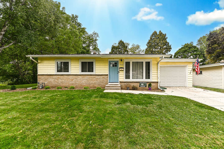 Property Photo: 5619 Exeter St WI 53129