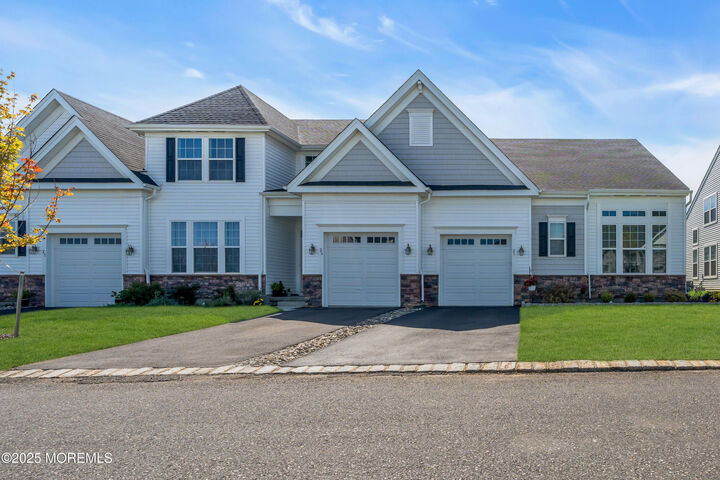 Property Photo:  21 Gulfstream Road  NJ 08533 
