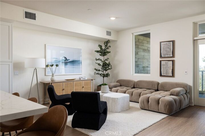 Property Photo:  414 Main Street 330  CA 92648 